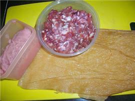 红烧腐竹酿肉的做法步骤1