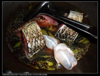 鲤鱼炖豆腐的做法步骤6