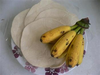 香蕉煎饼的做法图解1