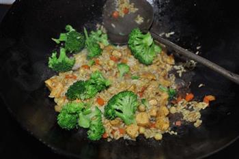 咖喱土豆泥炒饭的做法步骤10