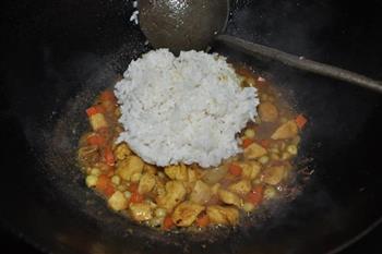 咖喱土豆泥炒饭的做法步骤9