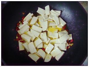 香煎豆腐的做法步骤5