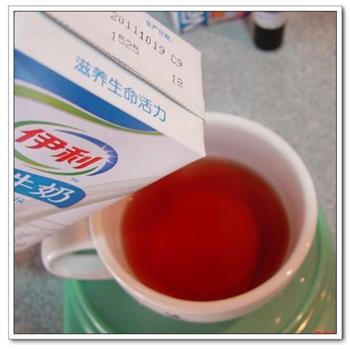 香草奶茶的做法步骤5