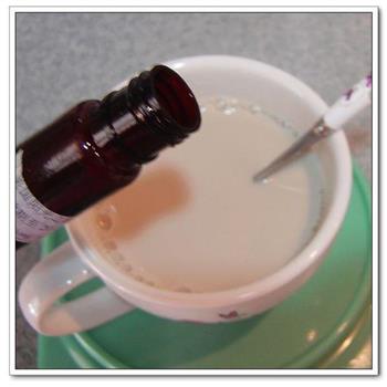 香草奶茶的做法步骤6