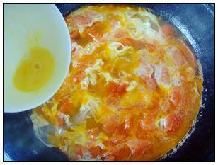 西红柿鸡蛋汤的做法步骤10