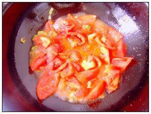 西红柿鸡蛋汤的做法步骤7