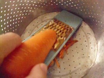 萝卜丝煎饺的做法步骤2