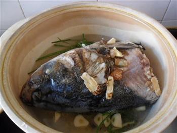 蟹味菇鱼头豆腐煲的做法步骤9