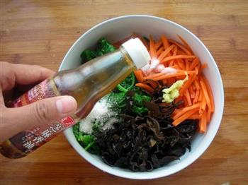 清淡蔬菜卷的做法步骤7