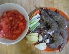 茄汁大虾的做法步骤1