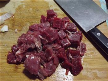 南瓜炖牛肉的做法步骤1