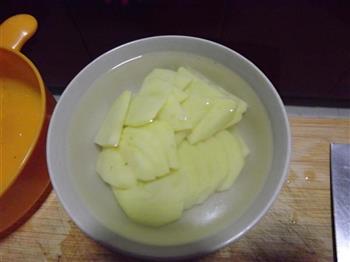 香菇土豆片的做法步骤2