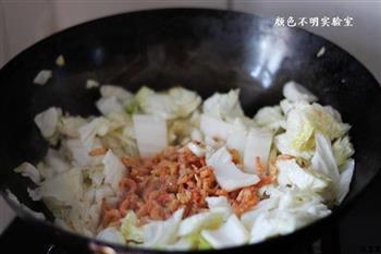 虾干炖白菜的做法图解4