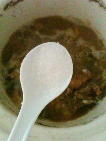 双豆红花尾汤的做法步骤5