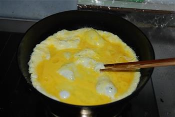 黄瓜片炒鸡蛋的做法图解3