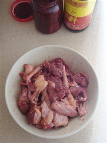 栗子鸽肉煲的做法步骤3