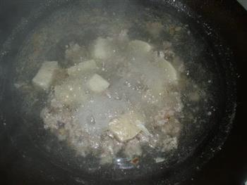 西洋菜肉末冻豆腐汤的做法步骤6