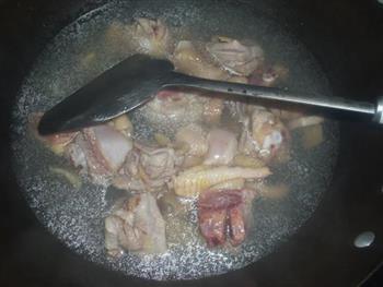真姬菇炖鸡腿肉的做法步骤5