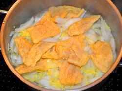 大白菜蛋饺粉丝汤的做法步骤2