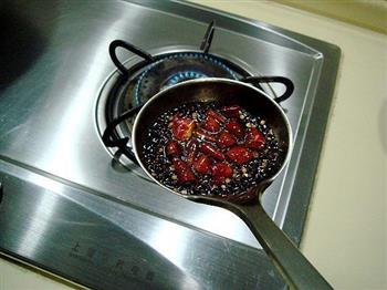 椒油爆腌萝卜皮的做法步骤5