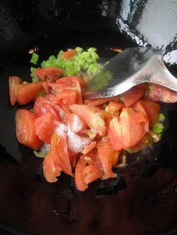 虾仁番茄鸡蛋汤的做法图解3