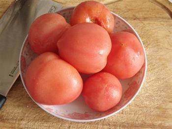 西红柿炖牛肉的做法步骤3