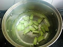 玉米时蔬排骨汤的做法步骤9
