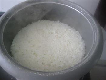 咸肉西葫芦米饭的做法步骤6