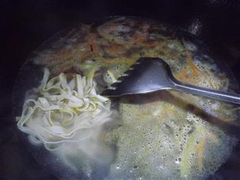 开胃酸辣汤的做法步骤8