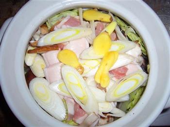 香菇白菜砂锅煲的做法步骤5