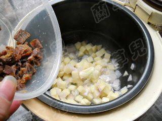 咖喱牛肉焖饭的做法步骤5