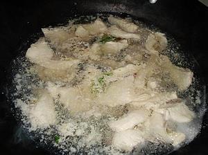 秧草鱼片汤的做法图解4
