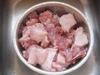 羊肉砂锅煲的做法步骤1