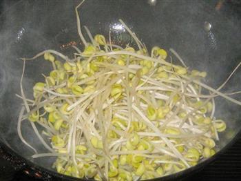 青蒜炒豆芽的做法步骤3