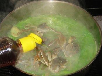 螃蟹莴苣汤的做法图解3