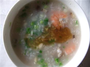 鲜虾香菇大米粥的做法步骤5