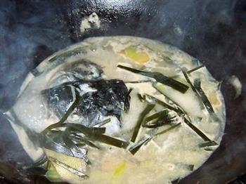 鱼头海带汤的做法图解8