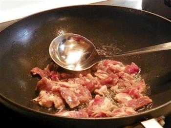 蘑菇玉米芯小炒肉的做法步骤3