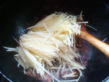 土豆丝炒肉的做法步骤10