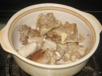 羊肉胡萝卜砂锅煲的做法步骤3