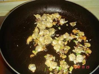 蘑菇锅塌豆腐的做法图解4
