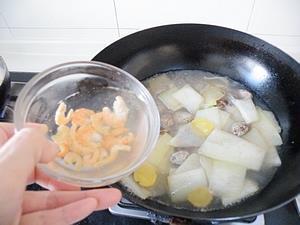 海米冬瓜蛤喇汤的做法步骤10