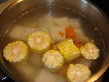 清鲜玉米羊肉汤的做法步骤4