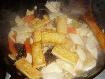 杏鲍菇炖豆腐的做法步骤10