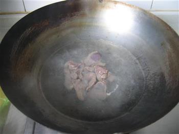 西兰花番茄猪肝汤的做法步骤3