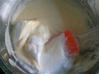 酸奶蛋糕的做法步骤7