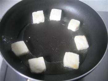 核桃脆皮豆腐的做法步骤3