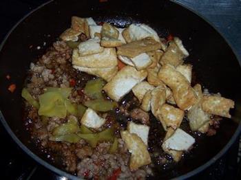 香辣肉末烧豆腐的做法步骤8
