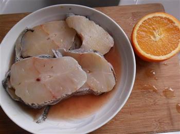 橙汁鳕鱼的做法图解2