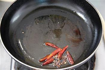 水煮魔芋丝肉片的做法步骤5